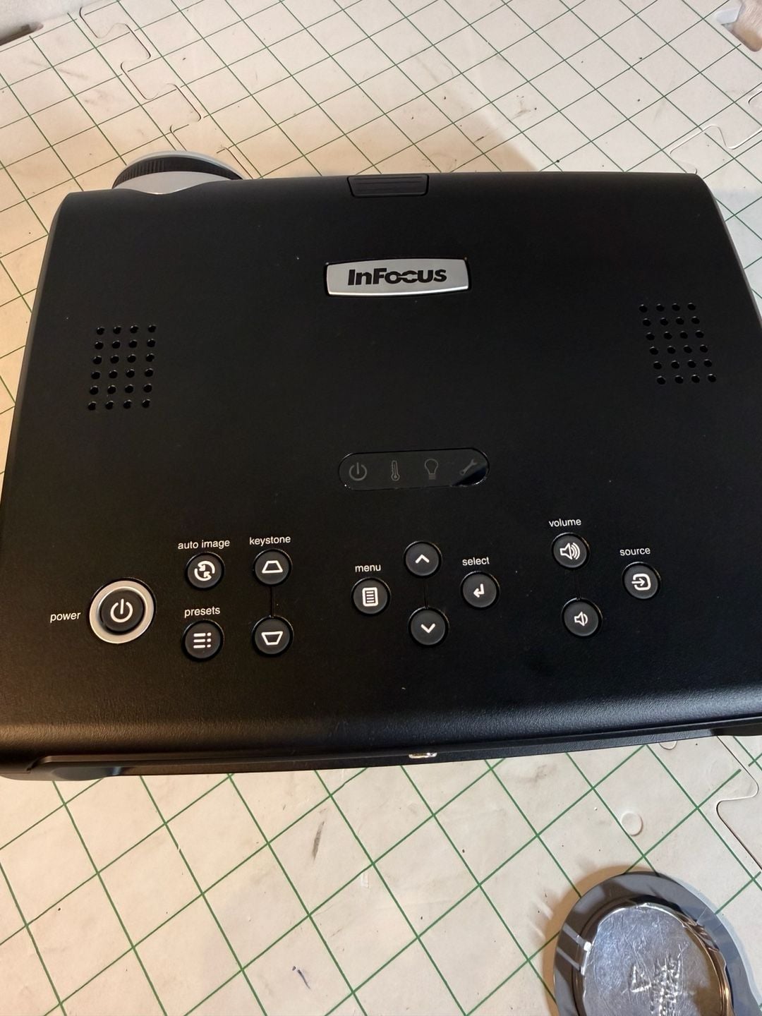 InFocus IN34EP DLP Projector 3