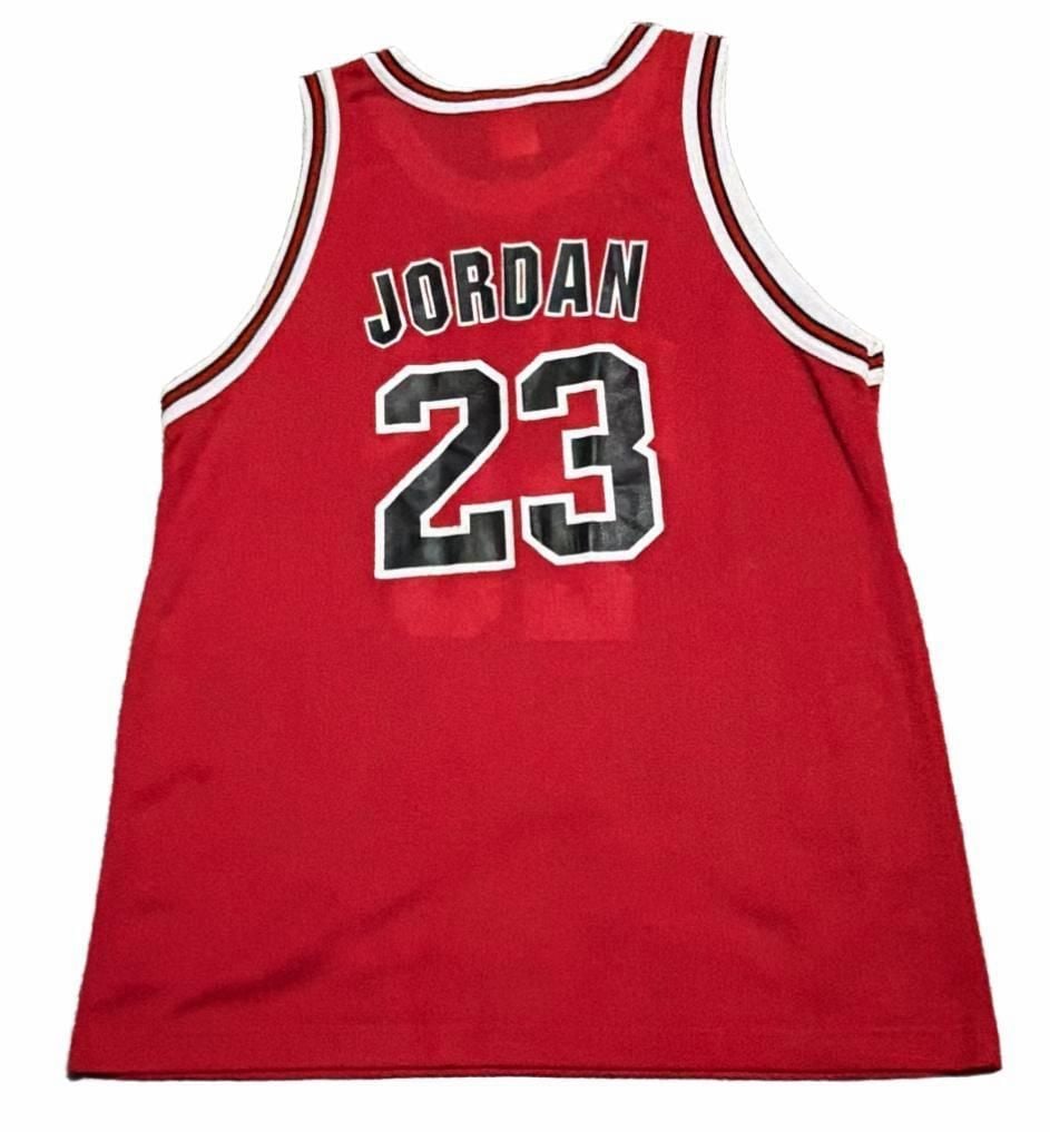 Champion Chicago Bulls Michael Jordan 23 Jersey Size XL18-20. Rare and hard to find. 7