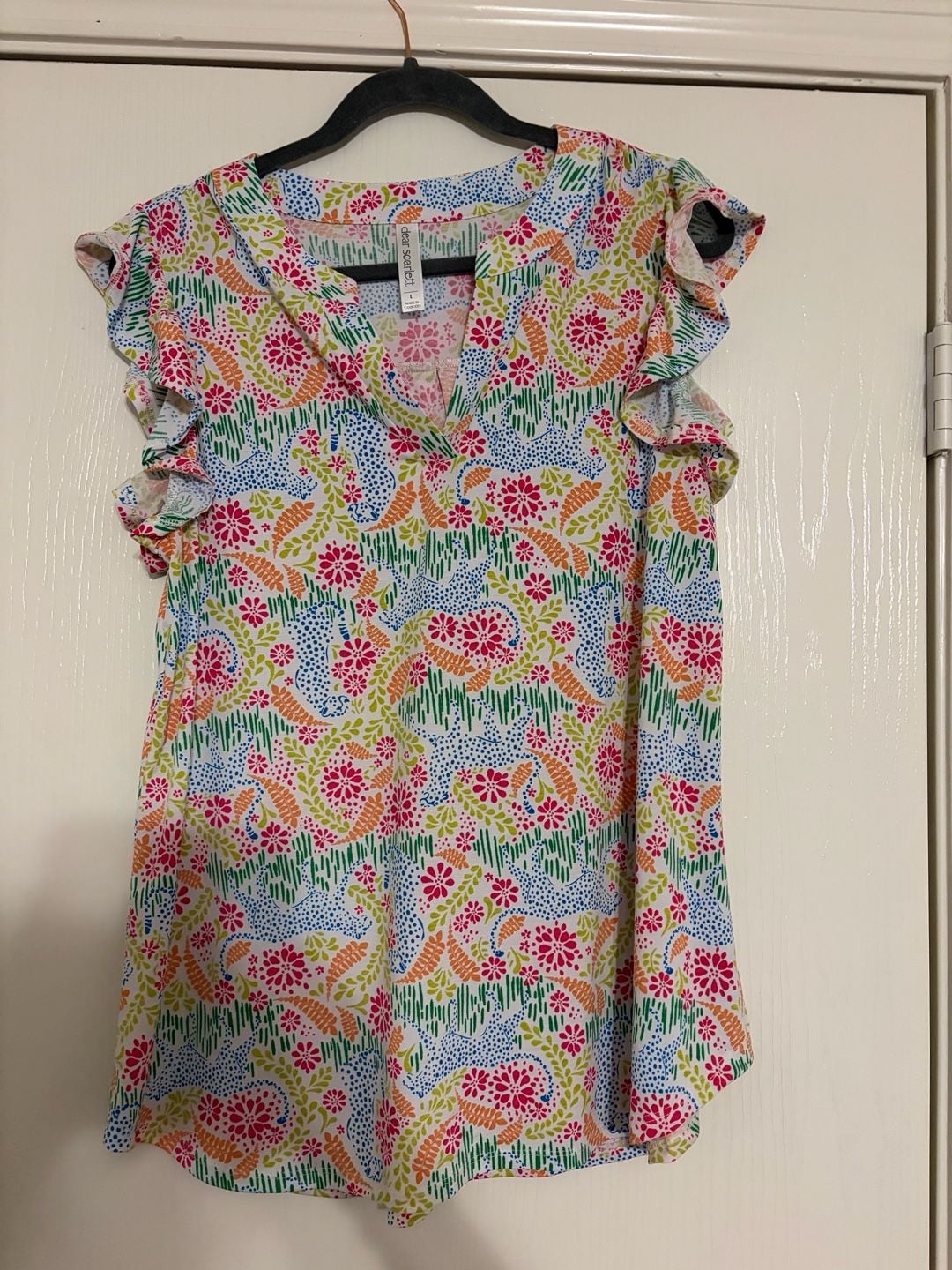 Dear Scarlett Flutter Sleeve Top Size L Multi-Color Abstract Floral 2
