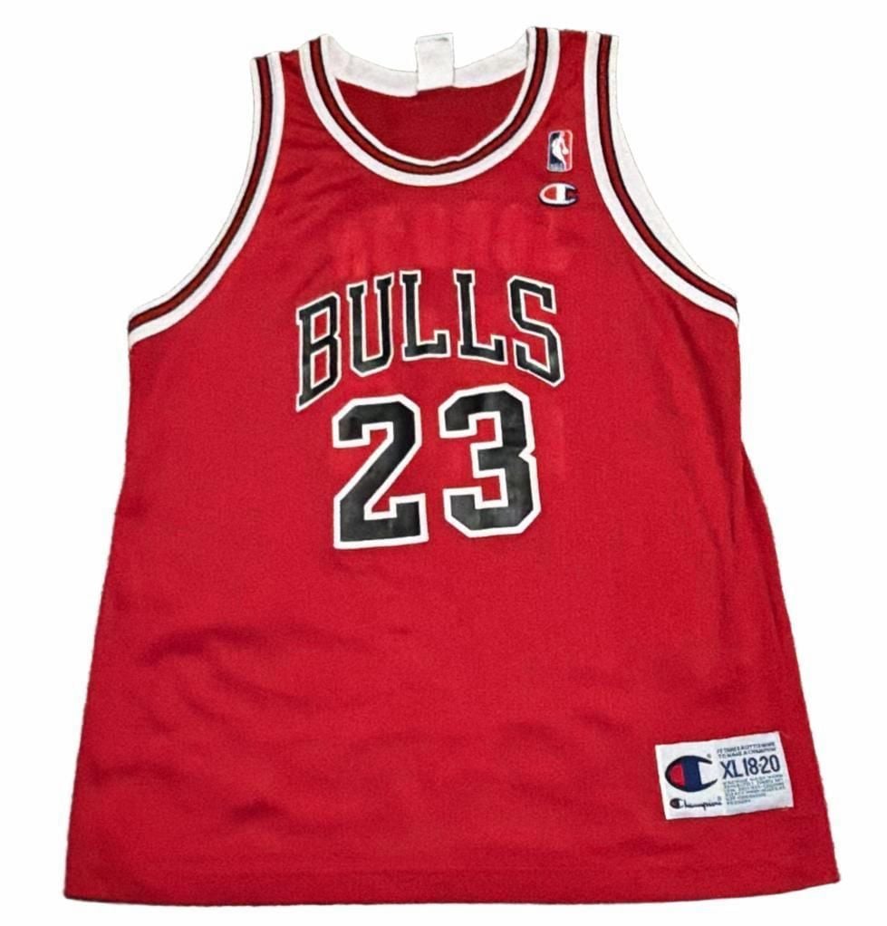 Champion Chicago Bulls Michael Jordan 23 Jersey Size XL18-20. Rare and hard to find. 6