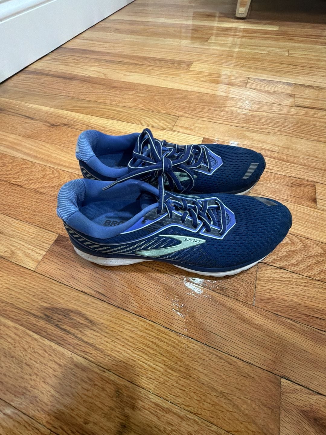 Brooks Ghost 12 Women's Size 9 Peacoat Blue Aqua Running Shoes 4