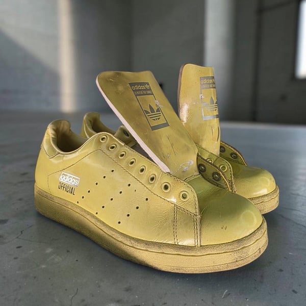 Adidas Official Size 7.5 Yellow Leather Sneakers Shoes