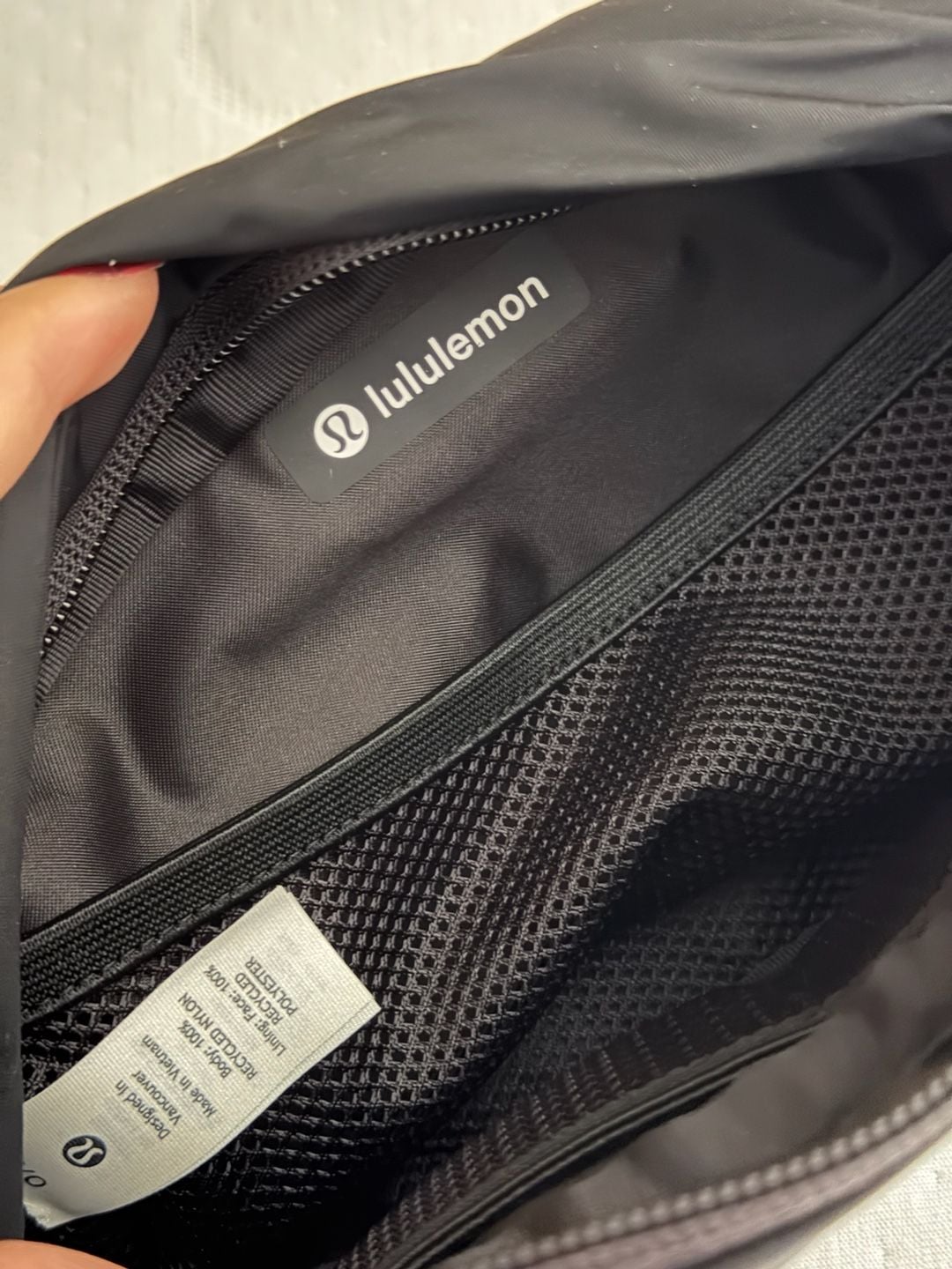NWT Lululemon Wunderlust Belt Bag in Black 7