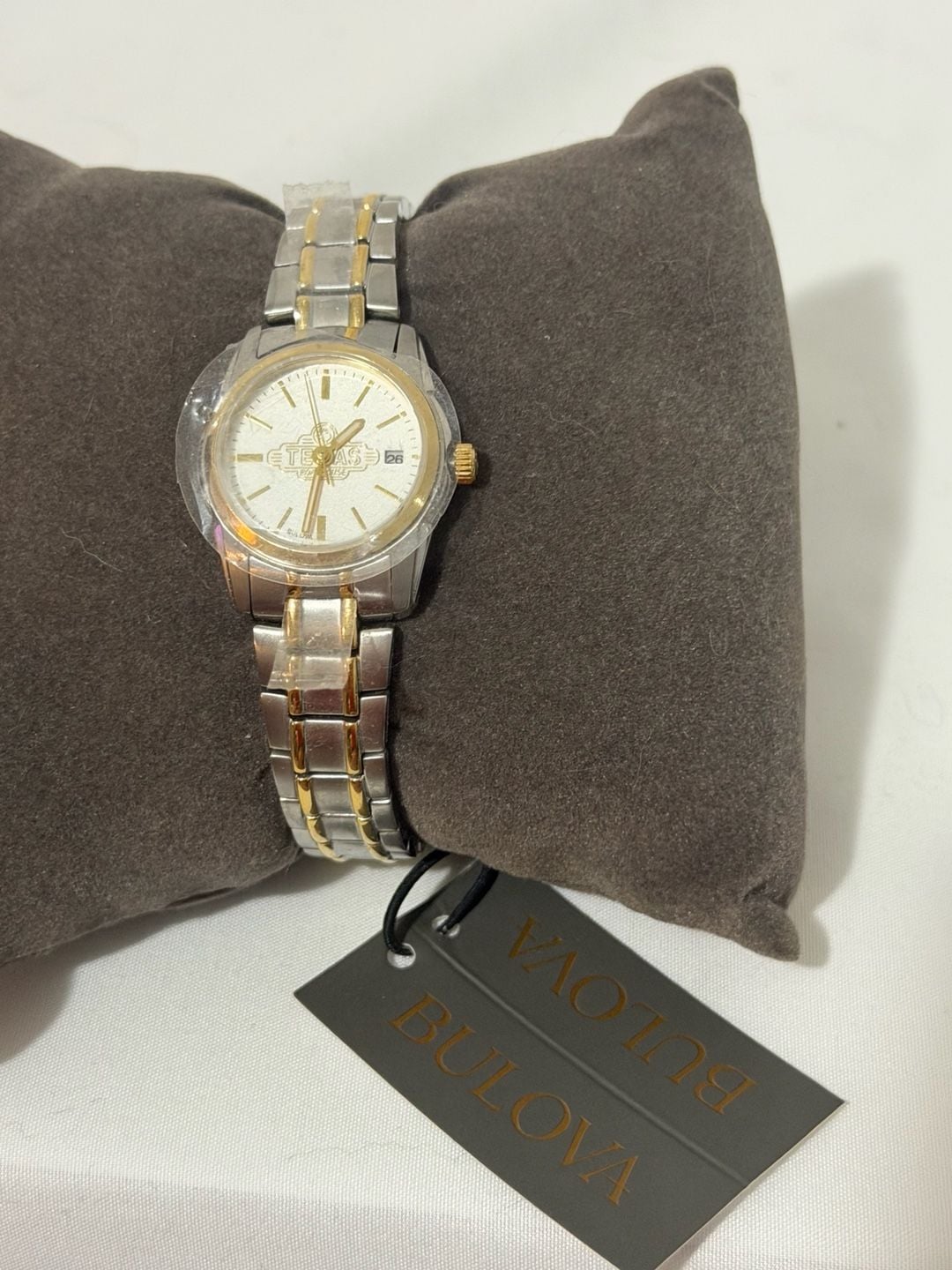 Bulova Texas Roadhouse 10 Year Anniversary Women's Watch 98M105TR New 2