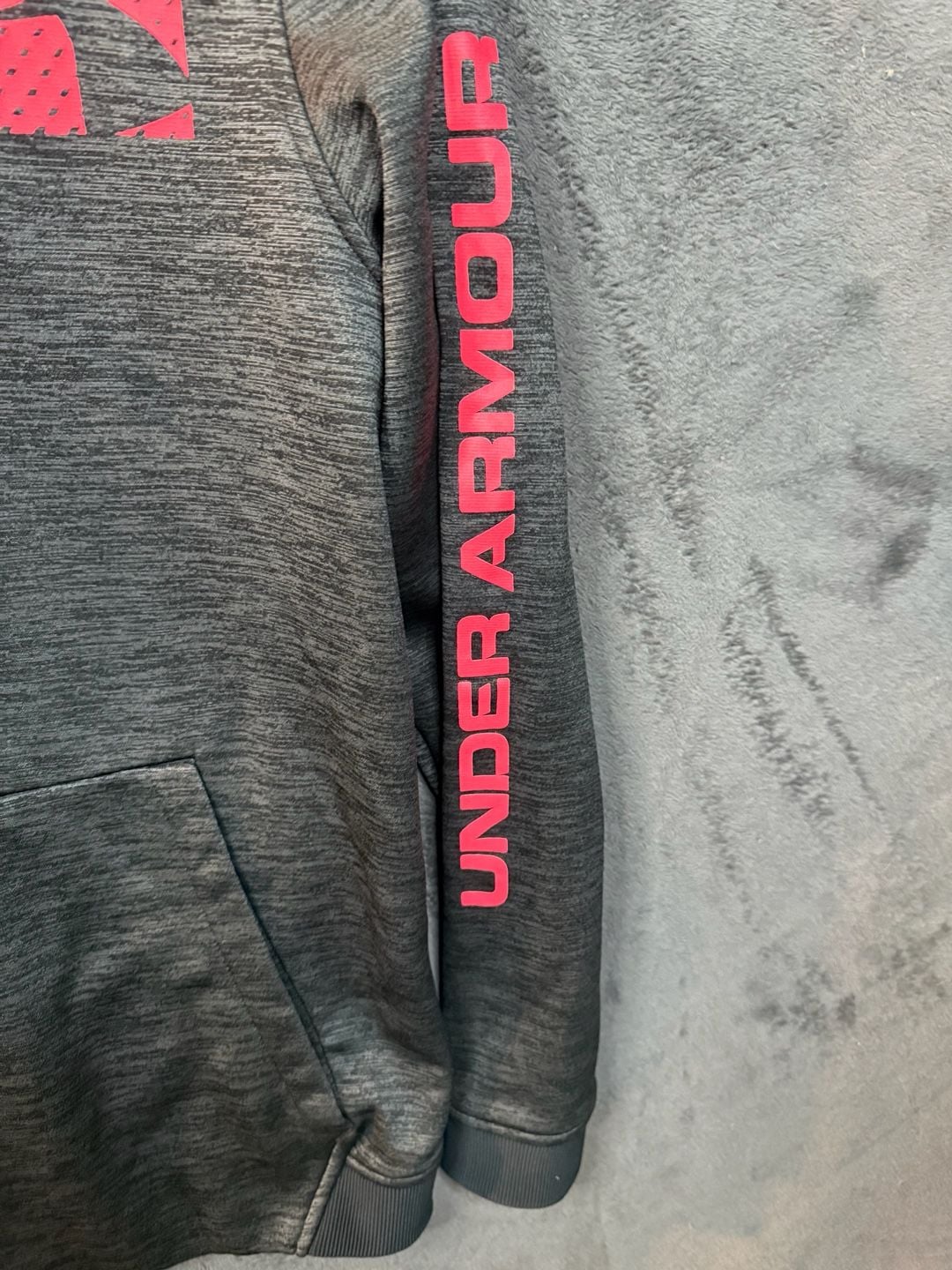 Men’s Under Armour ColdGear Hoodie Size MD Gray Pink Loose Fit Pullover Sweatshirt #8 3