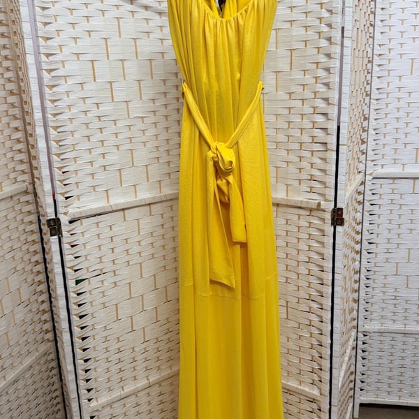 BCBGMAXAZRIA Maras Halter Maxi Dress Size 0 Yellow Chiffon Belted Gown