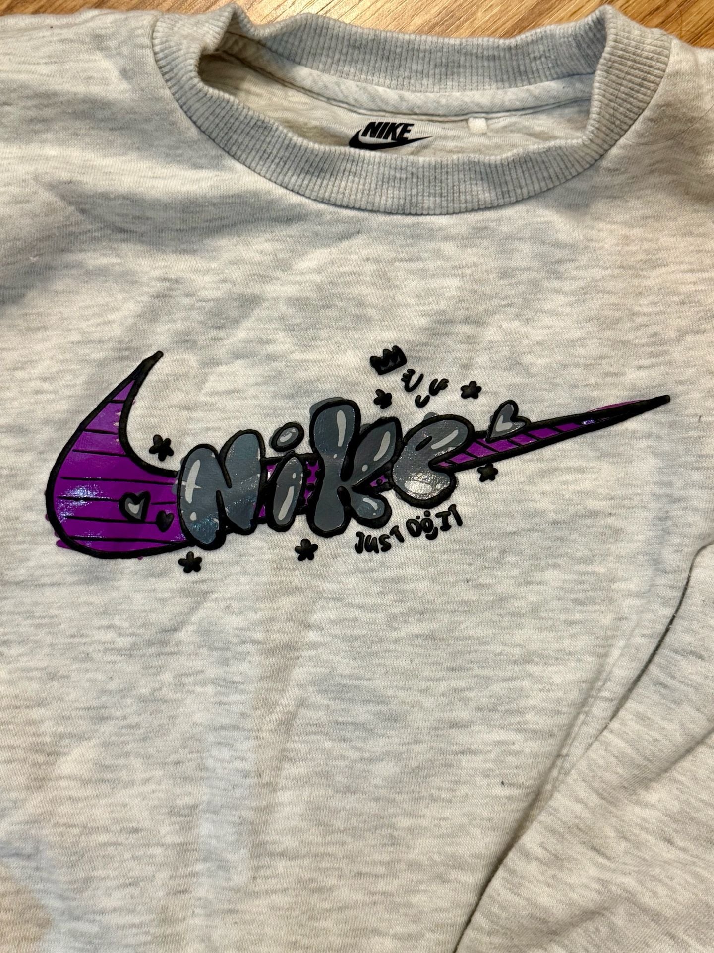 Nike Graffiti Sweatshirt Size 6X Grey Purple Bubble Letter Logo 6