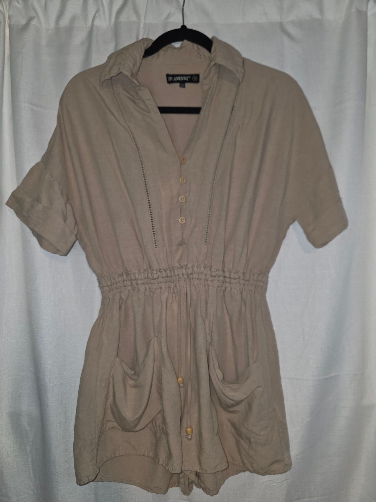 BlankNYC Romper Size XS Tan Button Front Utility Short Sleeved Pocket 2