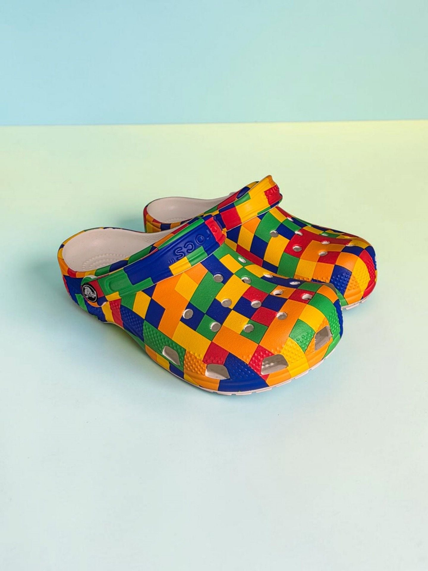 Crocs Classic Graphic Clog Digi Block Multi 3