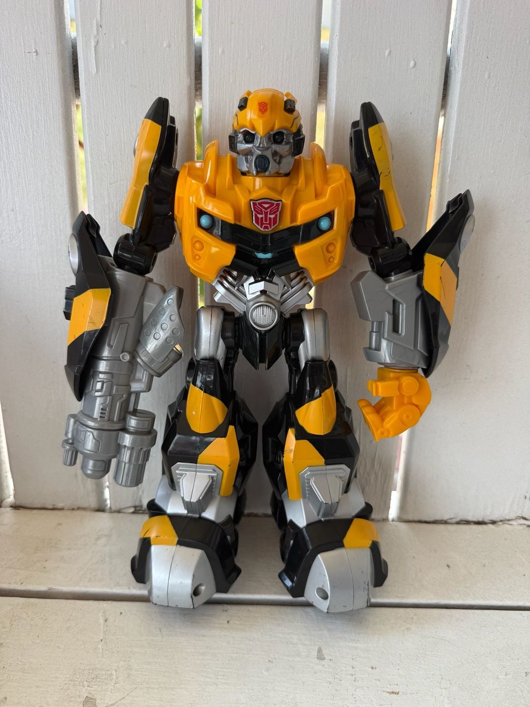 Hasbro Transformers Bumblebee Action Figure 10" 1