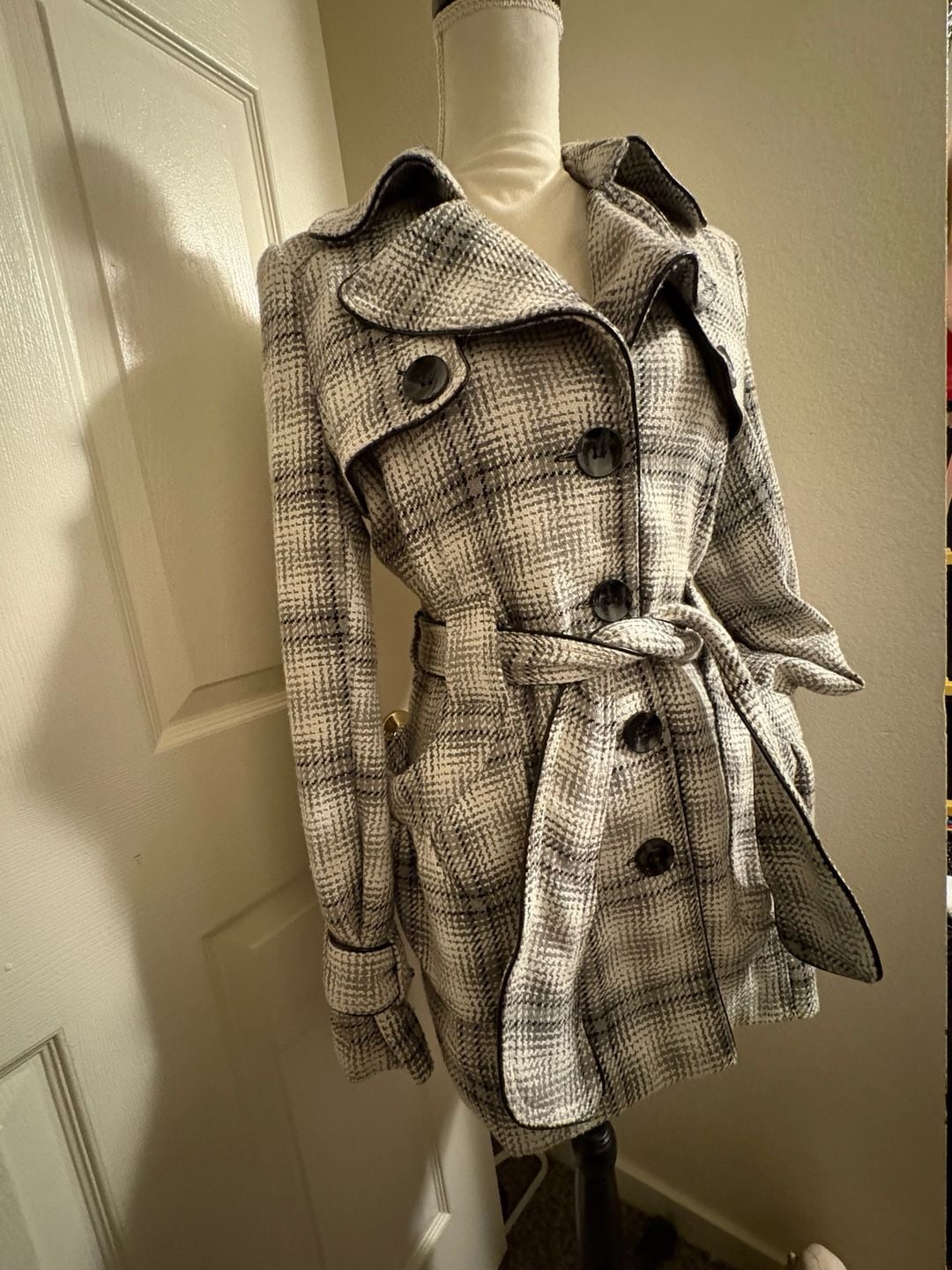 Vintage Y2K Rare Vanity Plaid Trench Coat Black White Belted M 5
