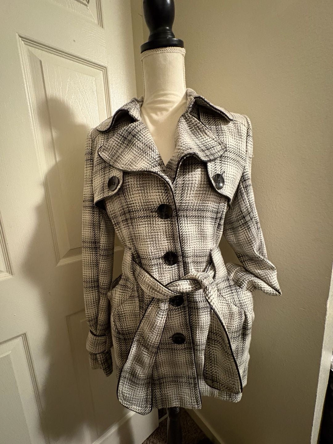 Vintage Y2K Rare Vanity Plaid Trench Coat Black White Belted M 3