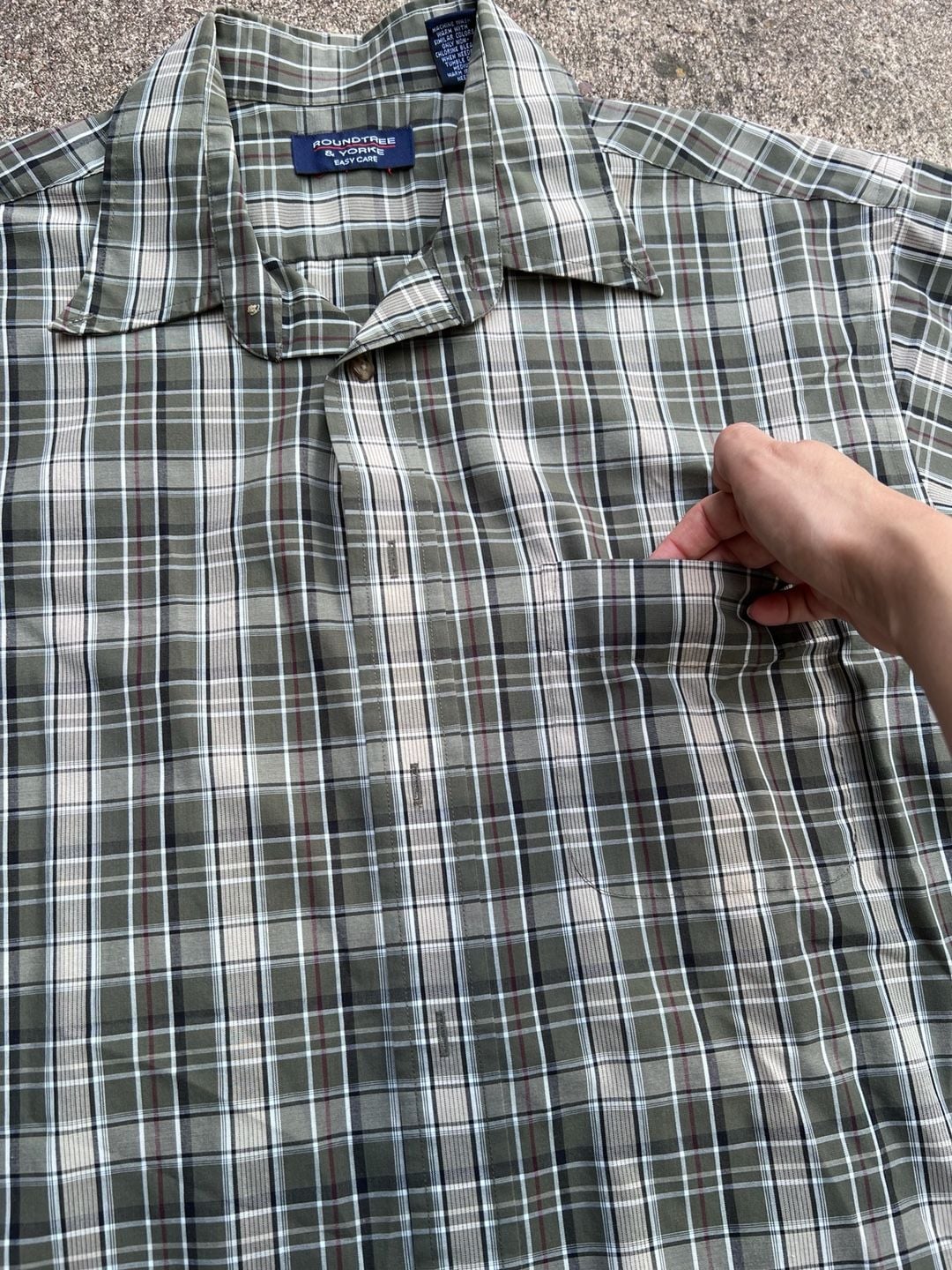 Z- Roundtree & Yorke Plaid Short Sleeve Button Up Shirt Size L 6