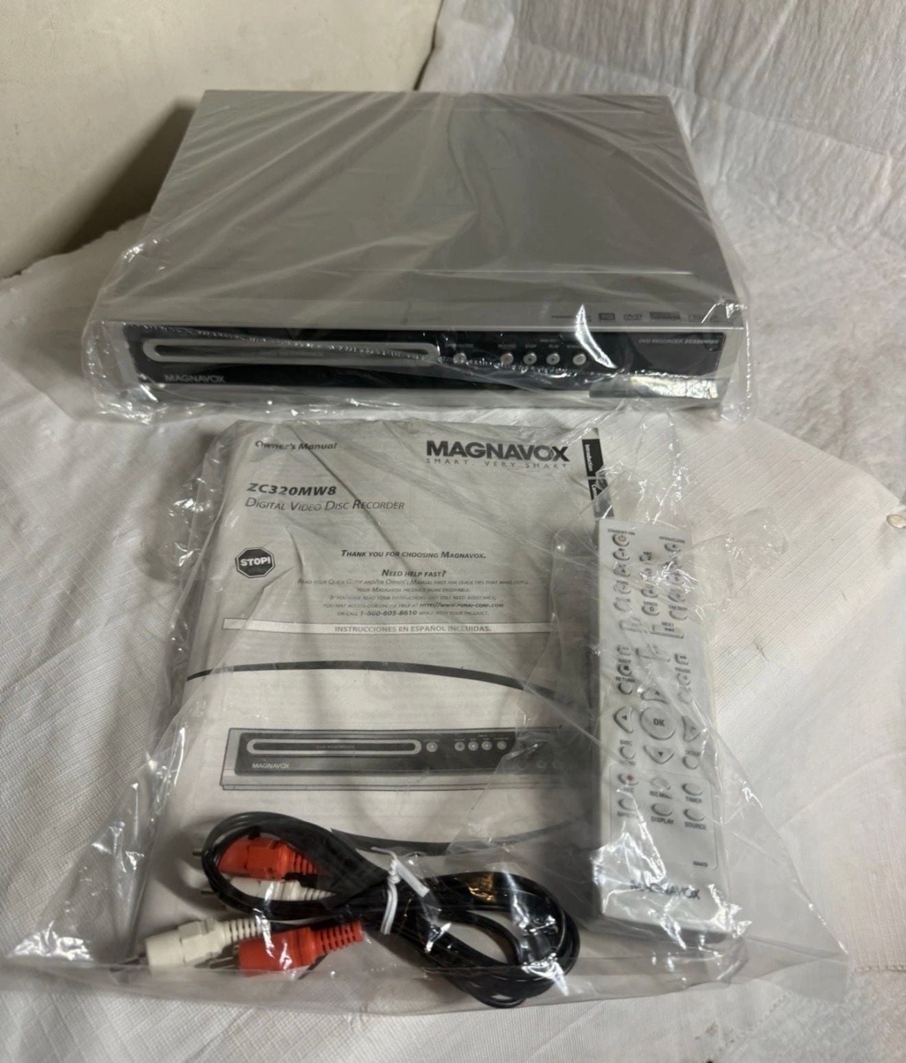 Magnavox ZC320MW8 Digital Video Disc Recorder 1