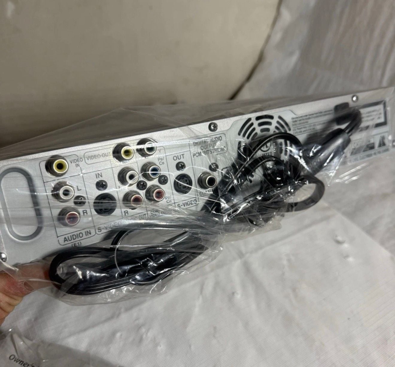 Magnavox ZC320MW8 Digital Video Disc Recorder 3