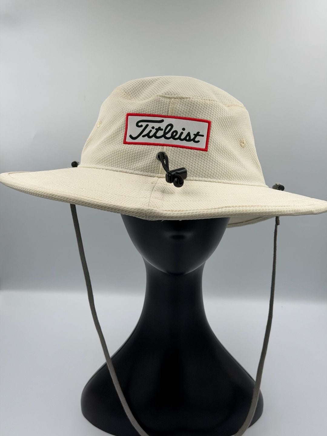 Titleist Tour Aussie Bucket Hat Size L/XL Beige Golf Sun Hat 2
