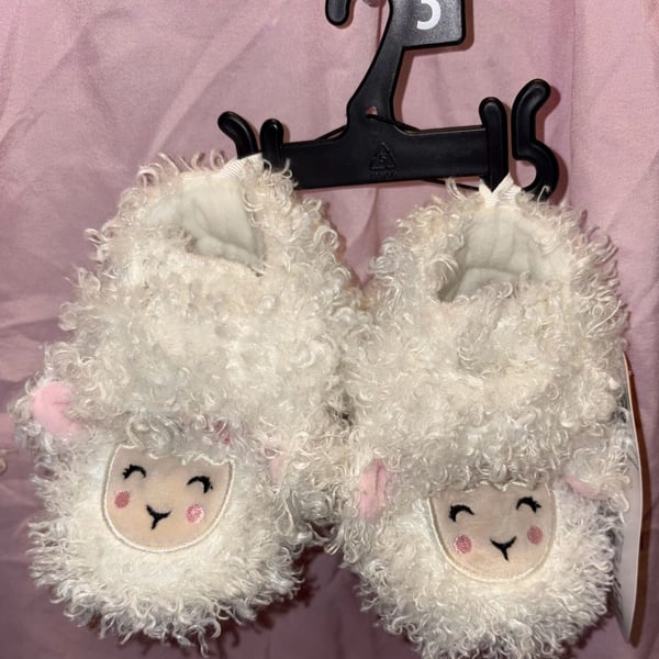 Wonder Nation Llama Slippers Size 3 White Fleece