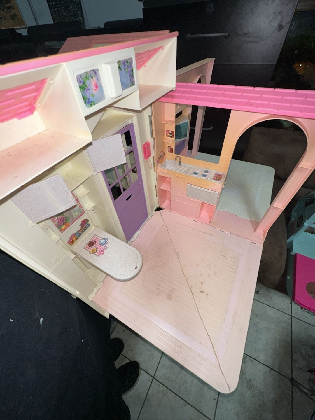 Mattel Fold up Barbie House for parts 3