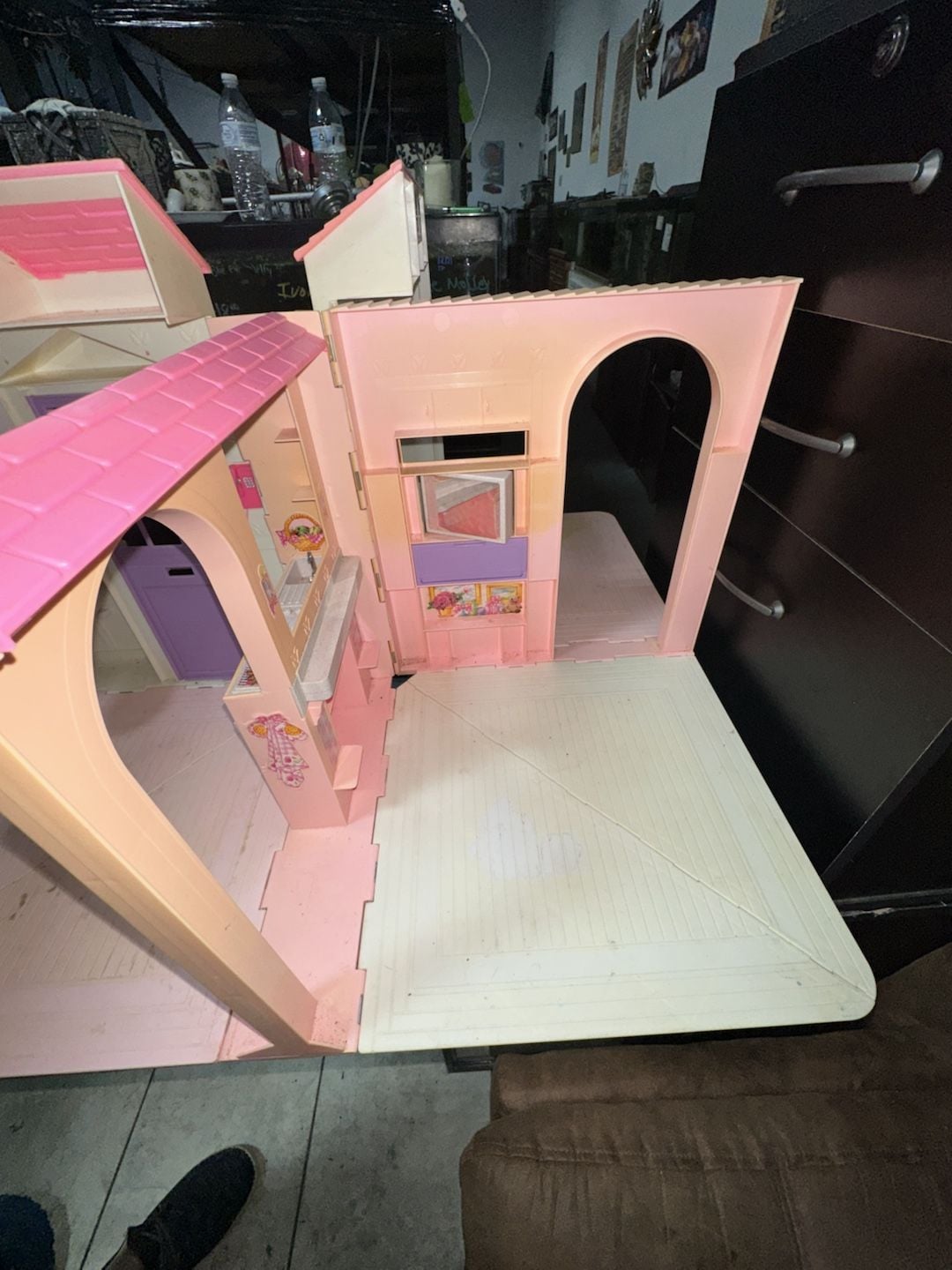 Mattel Fold up Barbie House for parts 5