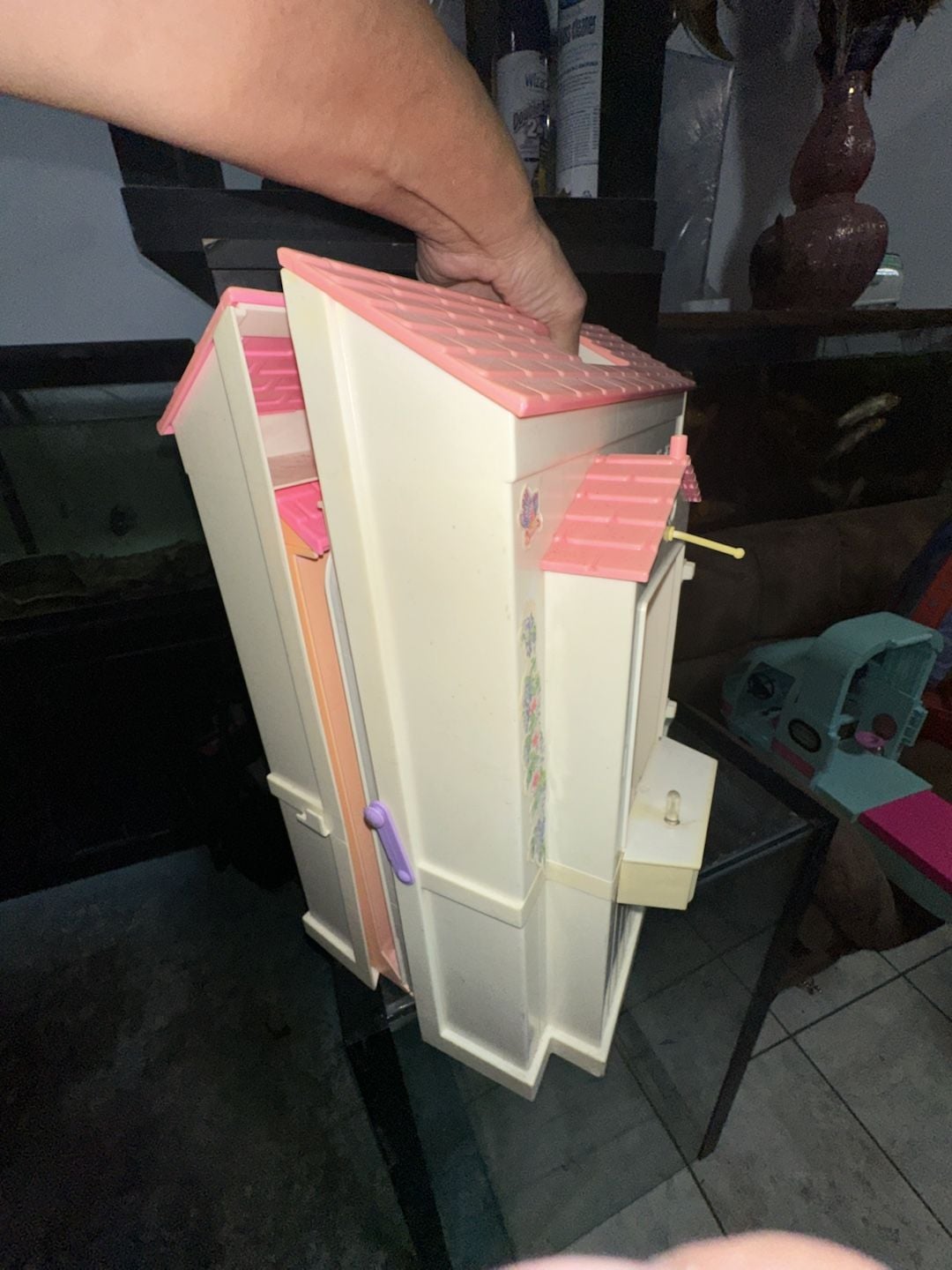 Mattel Fold up Barbie House for parts 10