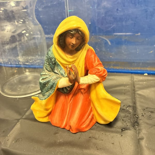 Grandeur Noel O'Well Nativity Mary Replacement Porcelain Figurine