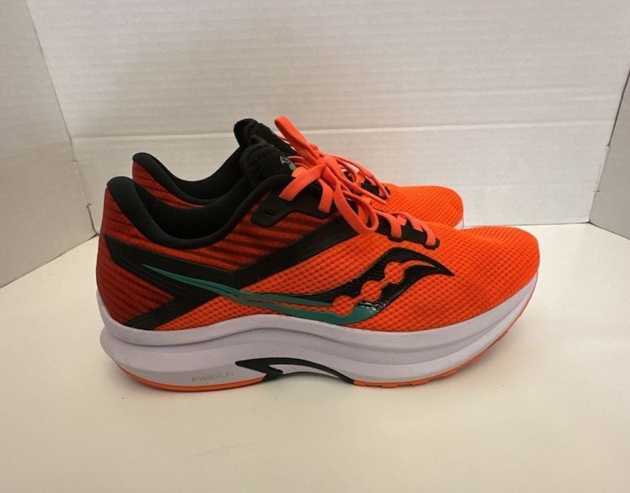 Saucony Endorphin Speed Running Shoes Men Size 10 Orange Black 2