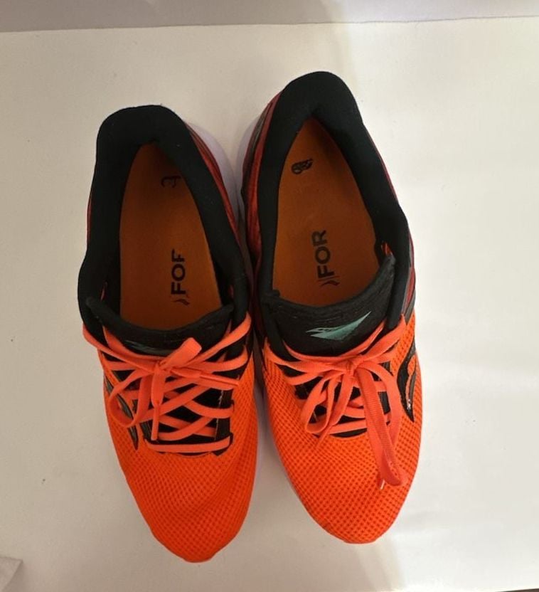 Saucony Endorphin Speed Running Shoes Men Size 10 Orange Black 7