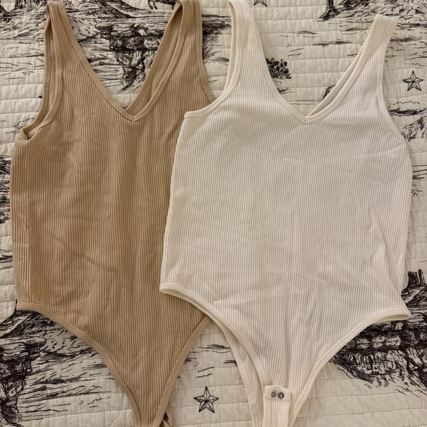 Gypsy & Jade Bodysuit Size L/XL Neutral Ribbed V-Neck Set of 2