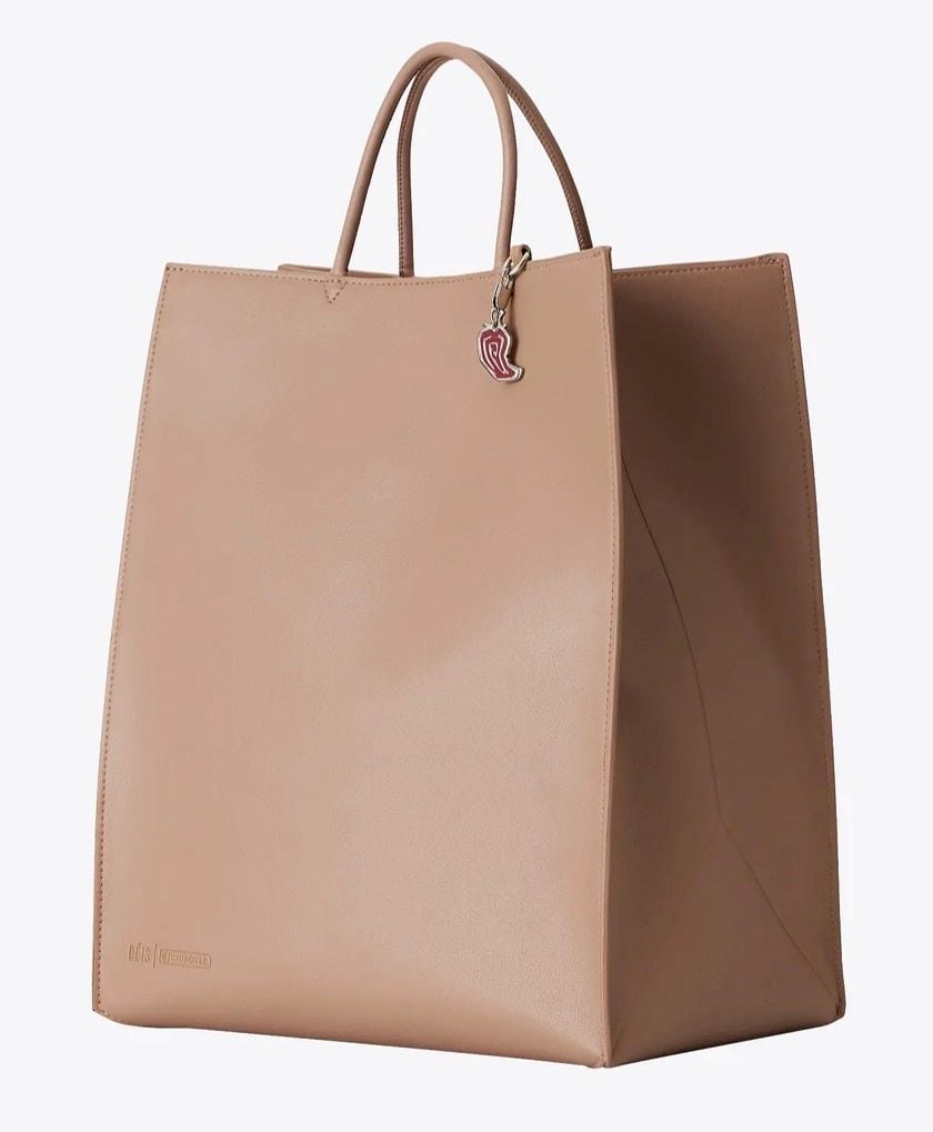 Béis x Chipotle The Take Out Bag Brown 3