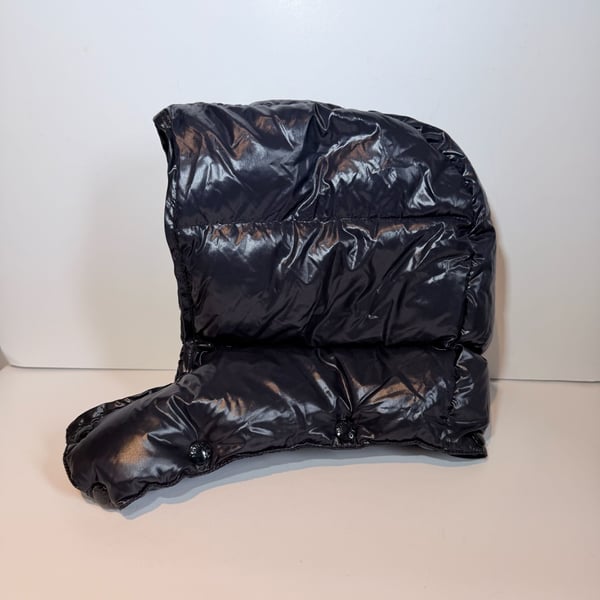 Moncler Puffer Jacket Replacement Hood Navy Blue Glossy Down Snaps