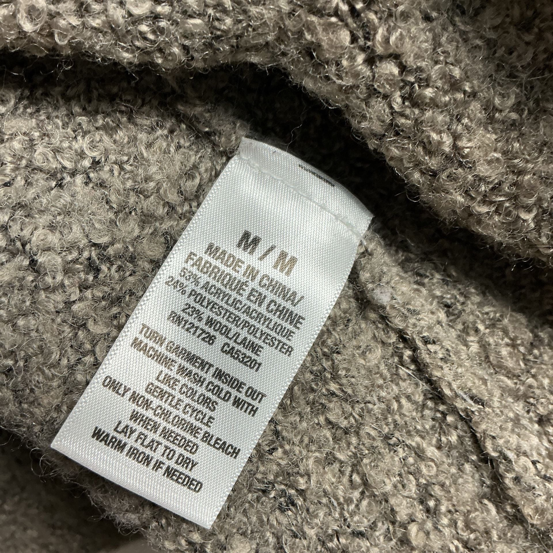 Brooklyn Calling Sweater Size M Ombre Fuzzy Knit Brown Gray 6