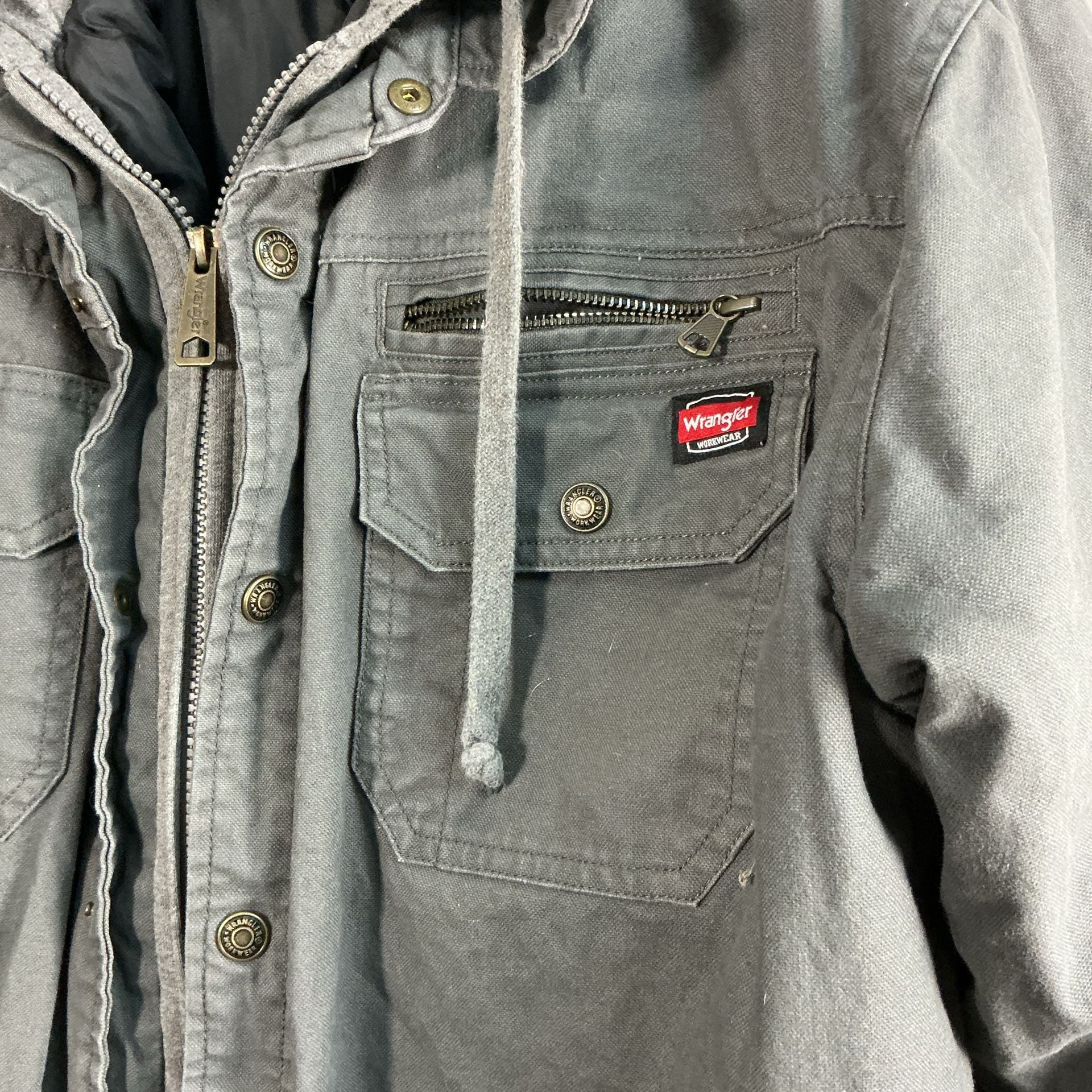 Wrangler Workwear Hooded Shirt Jacket Size L (42-44) Gray Canvas Quilted 3