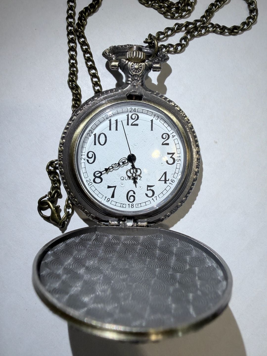 Alice in Wonderland Bronze Quartz Pocket Watch Necklace Chain 9