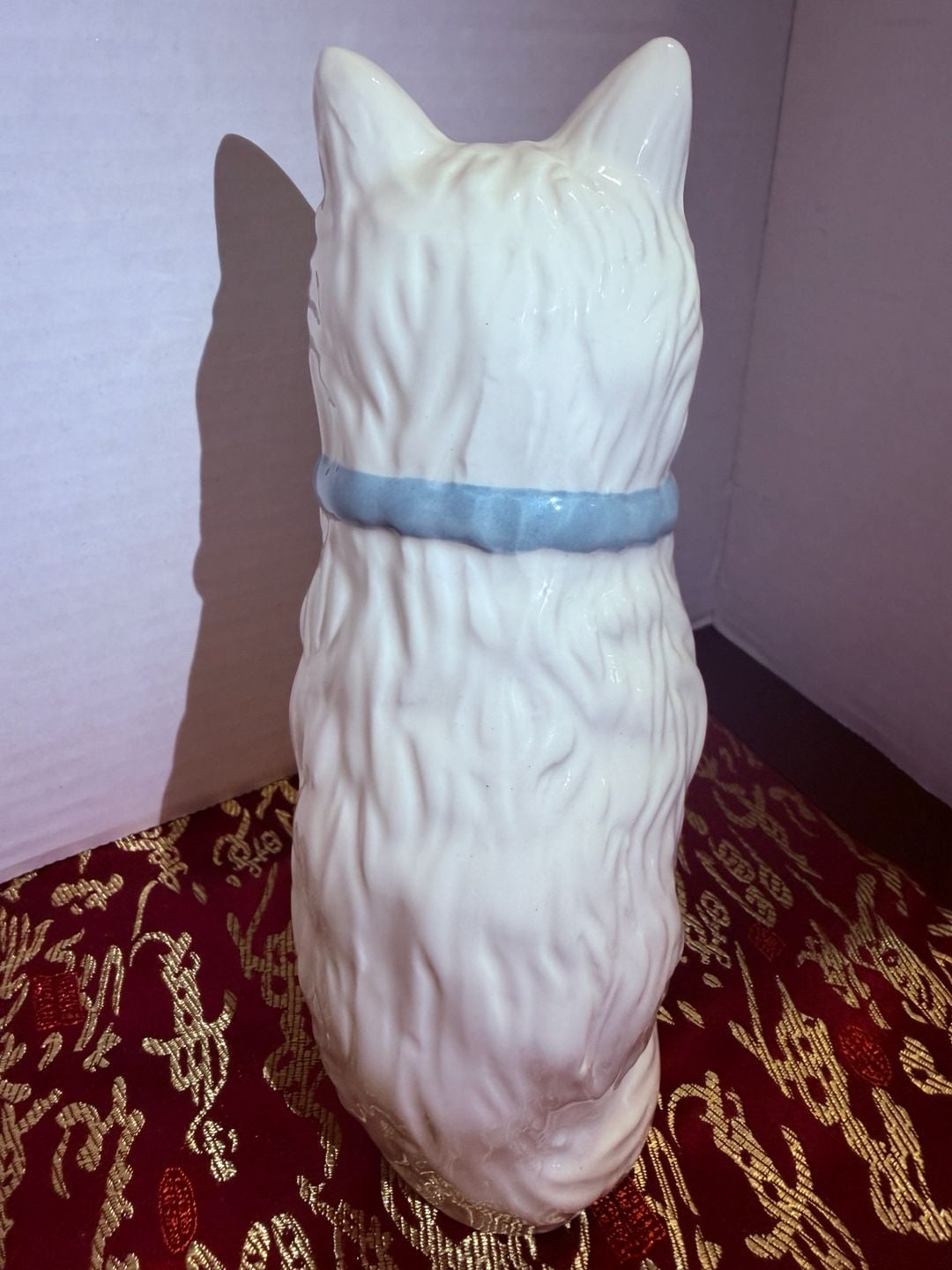 Vintage Ceramic White Cat Figurine with Blue Polka Dot Bow 4