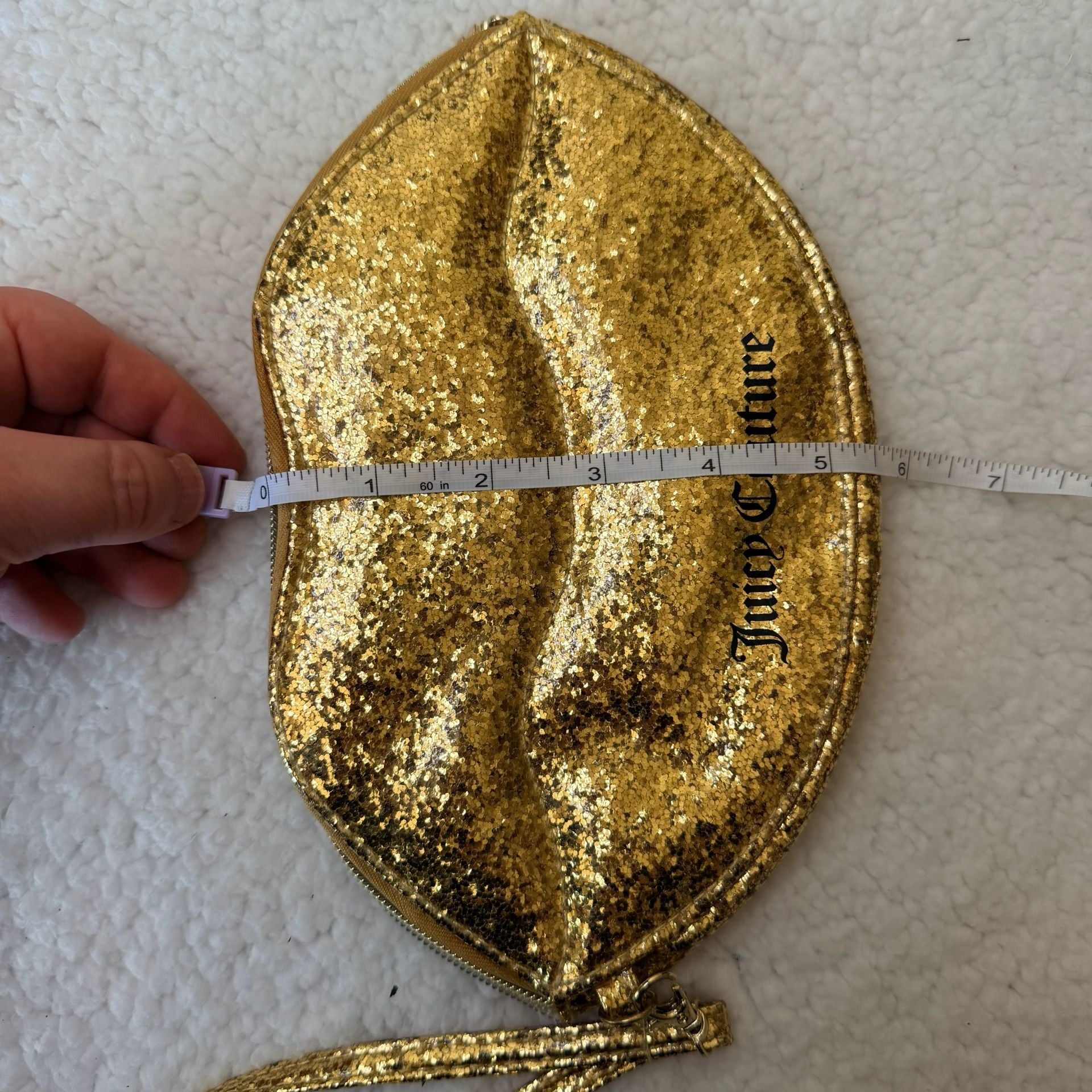 Juicy Couture Gold Glitter Lip Clutch Wristlet 6