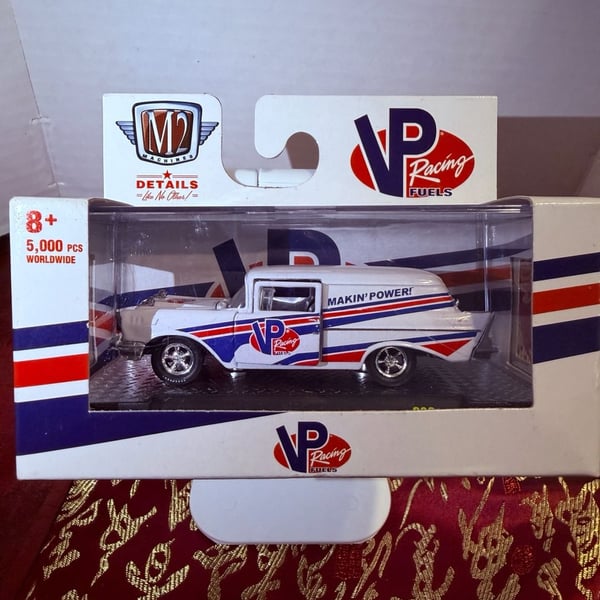 M2 Machines 1957 Chevy Sedan Delivery VP Racing Fuels Diecast
