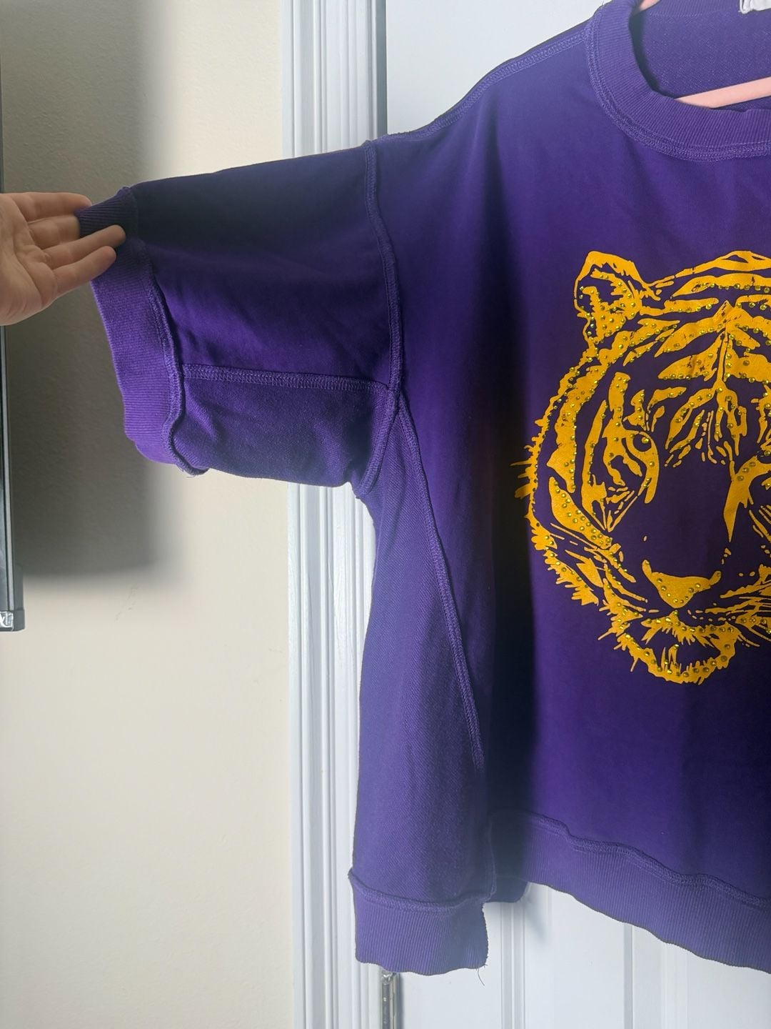 Fantastic Fawn Tiger Face Sweatshirt Size M Purple Yellow Rhinestone 3