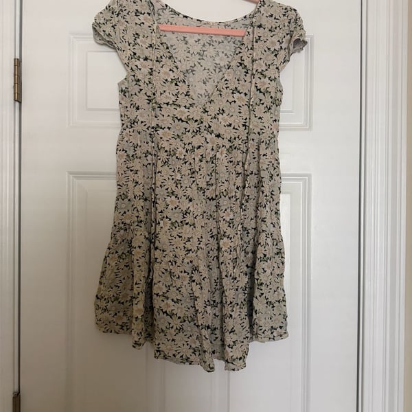 American Eagle Floral Babydoll Mini Dress Size XS Beige Tiered V-Neck
