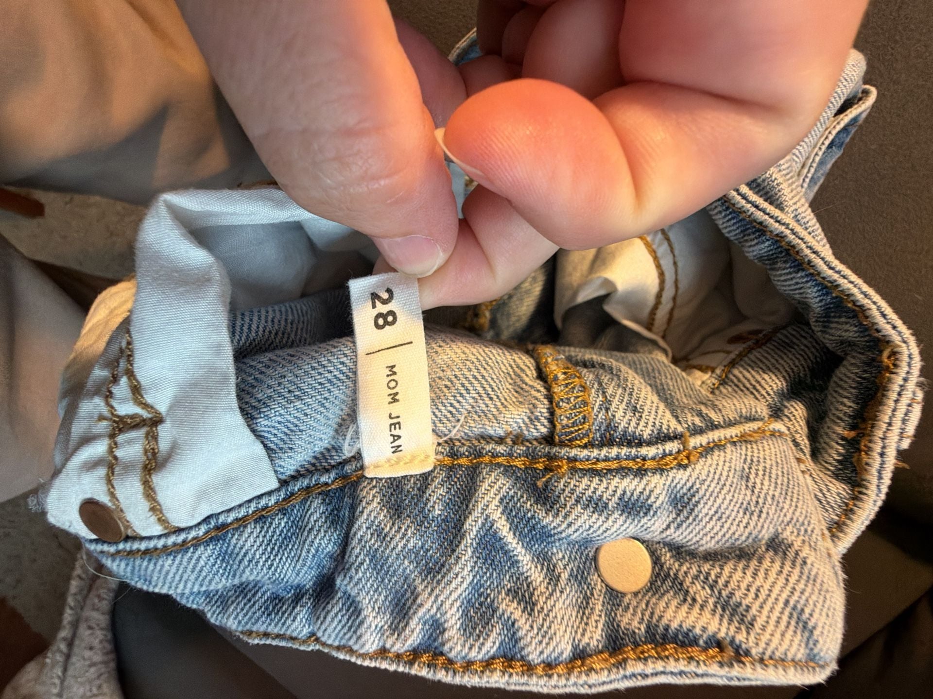 PacSun Mom Jeans Size 28 Light Wash Distressed Denim 3