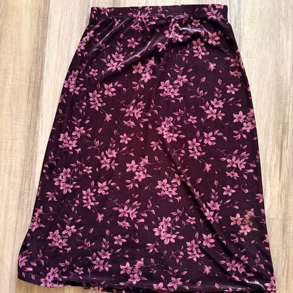 Kathie Lee Collection Skirt Size Extra Large Plum Floral Velvet