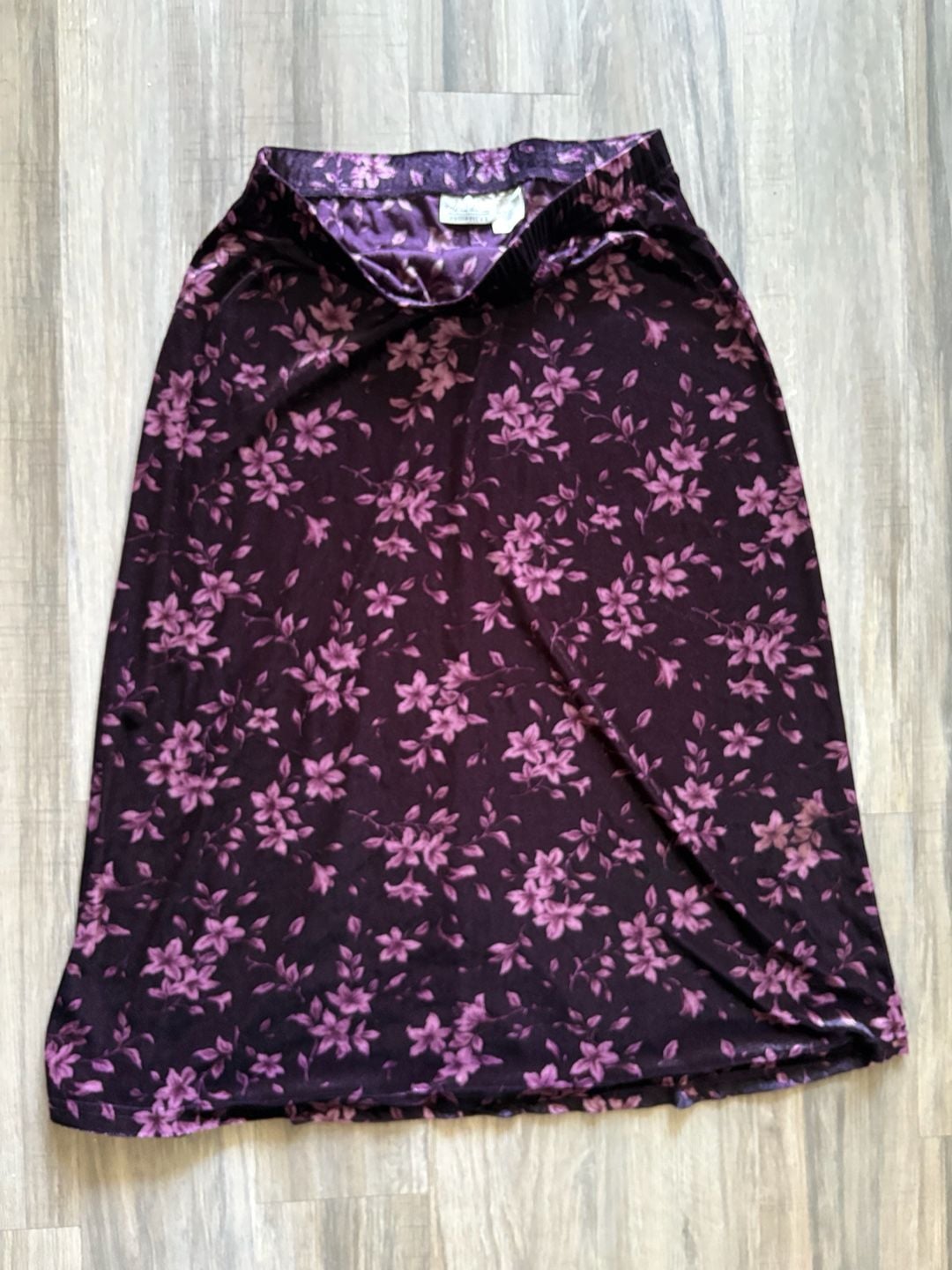 Kathie Lee Collection Skirt Size Extra Large Plum Floral Velvet 4