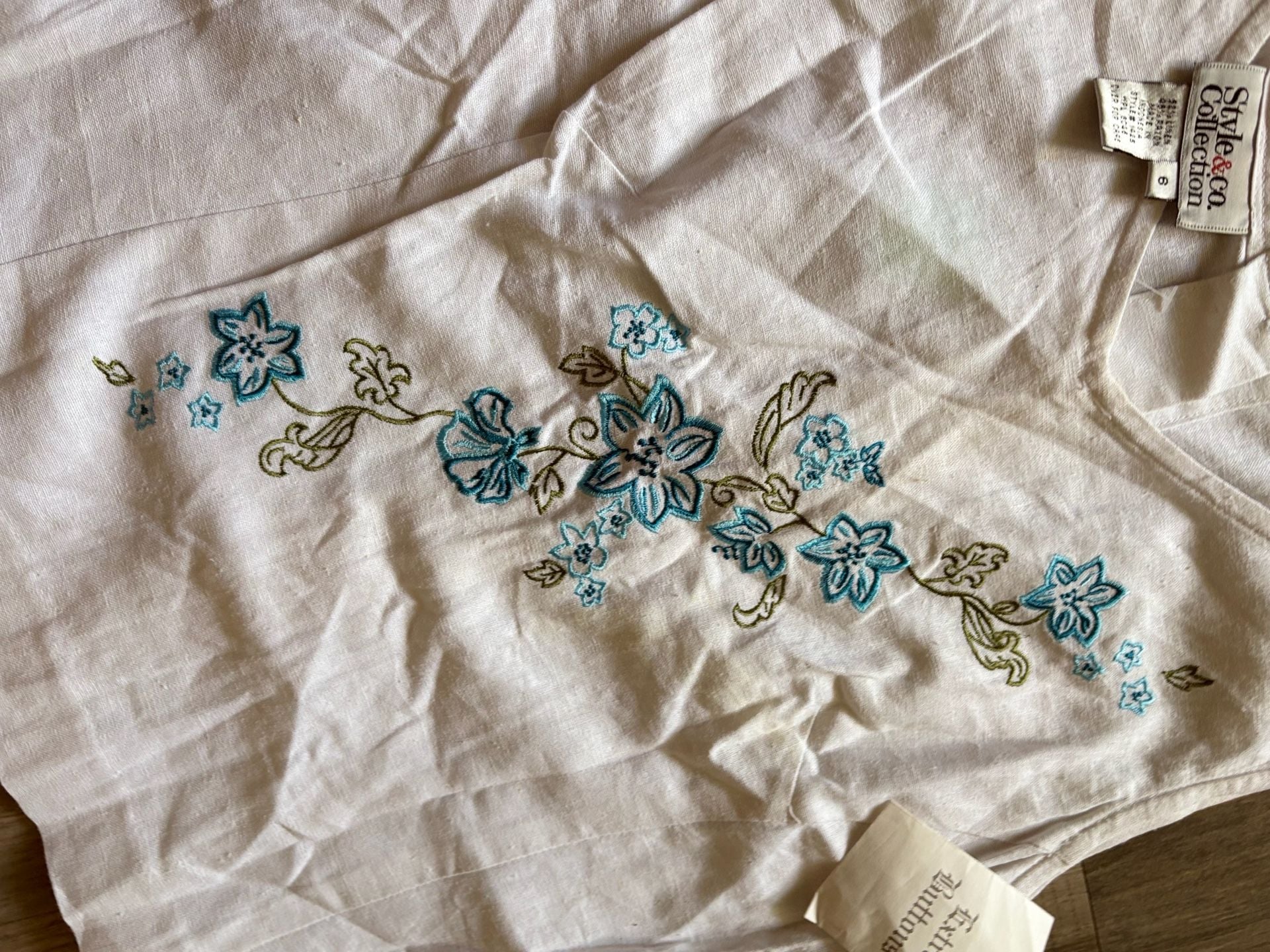 Style & Co Collection Embroidered Floral Linen Tank Top Size 6 White 6
