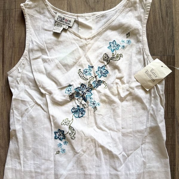 Style & Co Collection Embroidered Floral Linen Tank Top Size 6 White