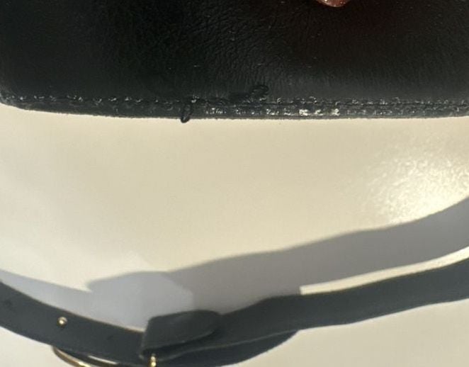 Authentic Gucci Vintage Black Leather Belt Gold G Buckle 3