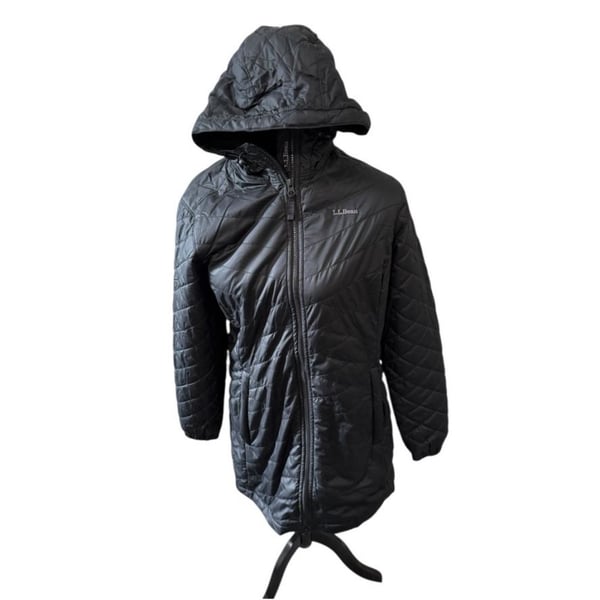 L.L. Bean Fleece Lined Primaloft Coat Size M PET Black. Brand New with Tags!