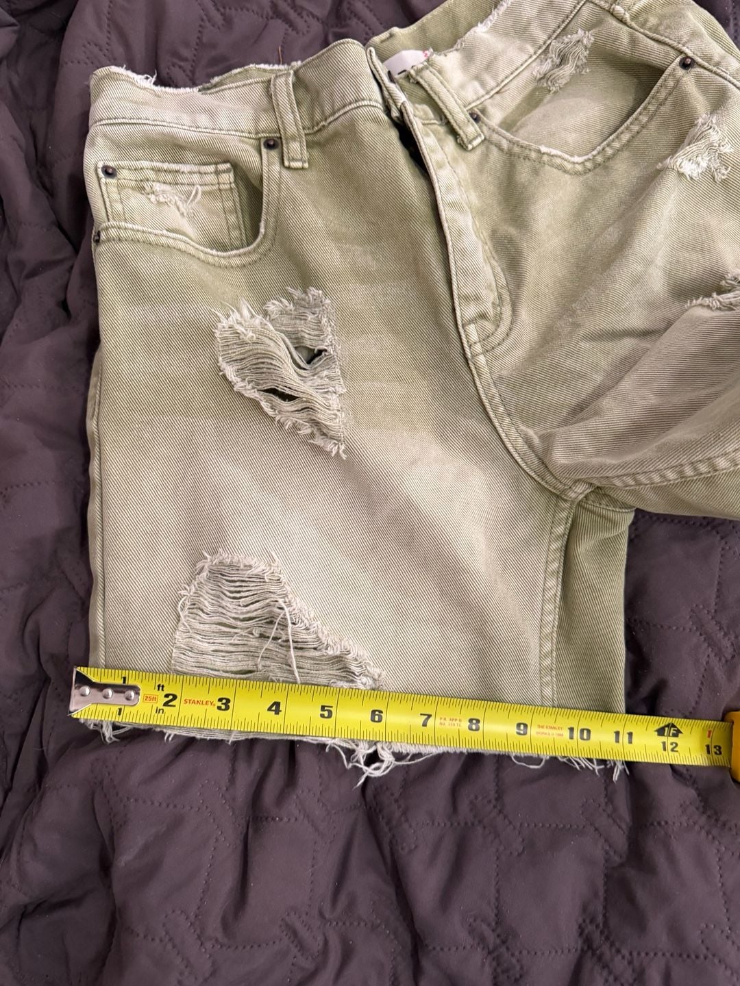 BDG Dropped Waist Destroy Short Size 24 Green Distressed Denim 2