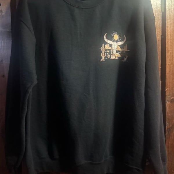 Gildan Heavy Blend Wild Ones Sweatshirt Size L Black