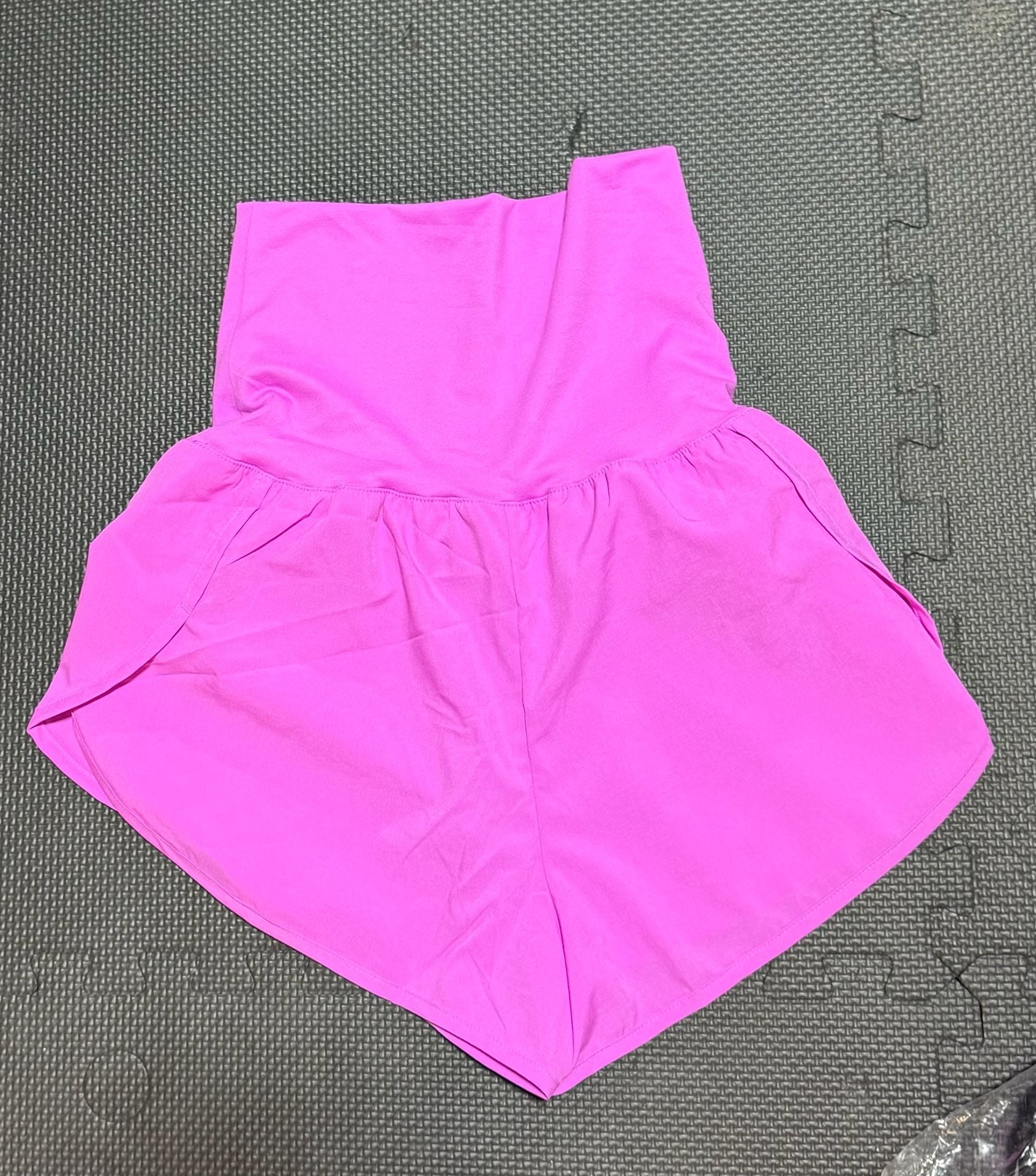 Zenana NEW shorts Size S Pink 3