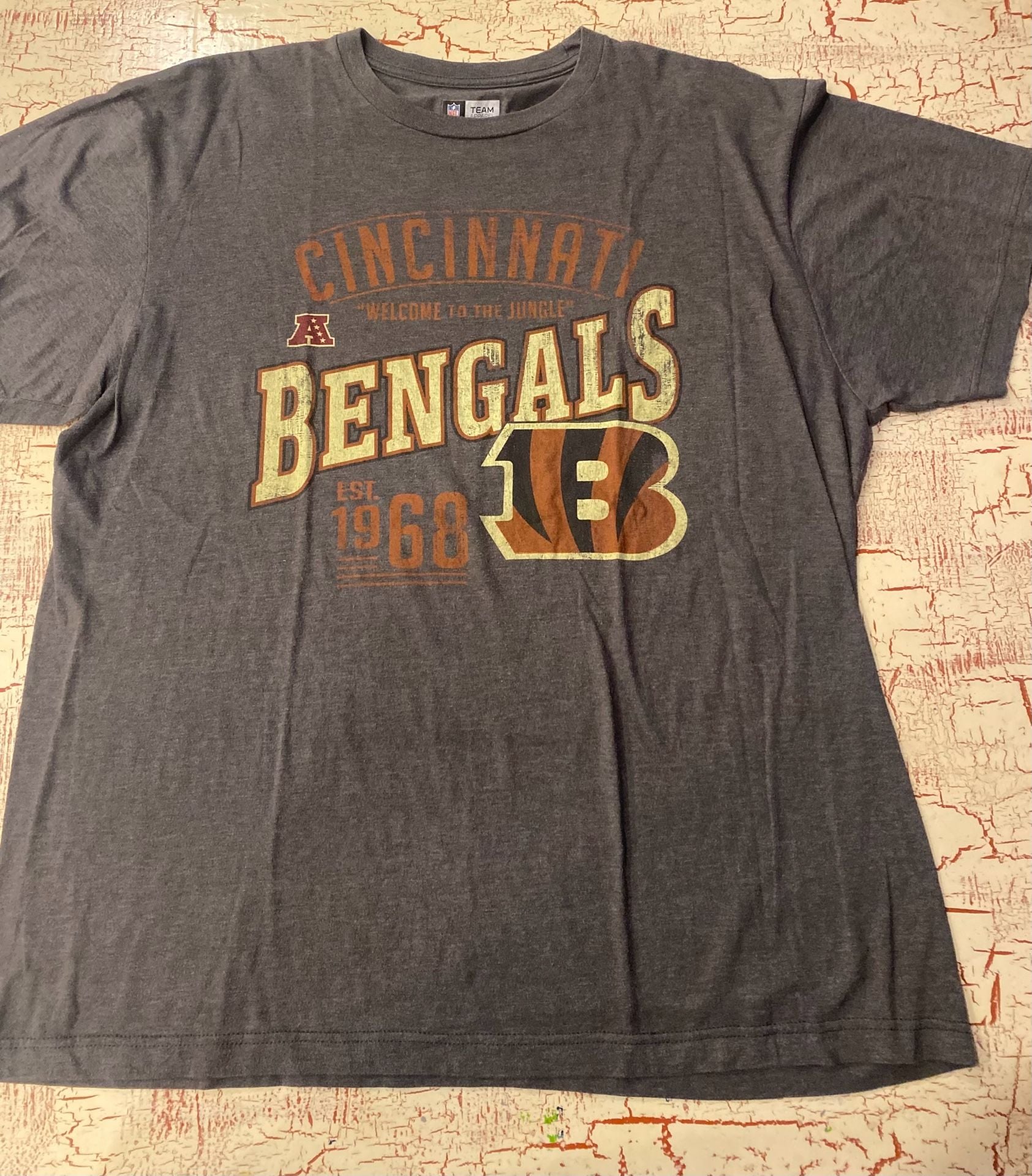 NFL Team Apparel Cincinnati Bengals T-Shirt Size XL Gray Welcome To The Jungle 2