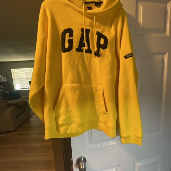 Gap Logo Fleece Hoodie Size XL Yellow Pullover